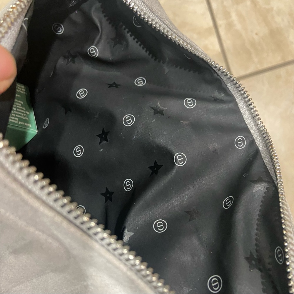 Dior Gray Cosmetic Bag with Embossed Logo - Picture 3 of 3